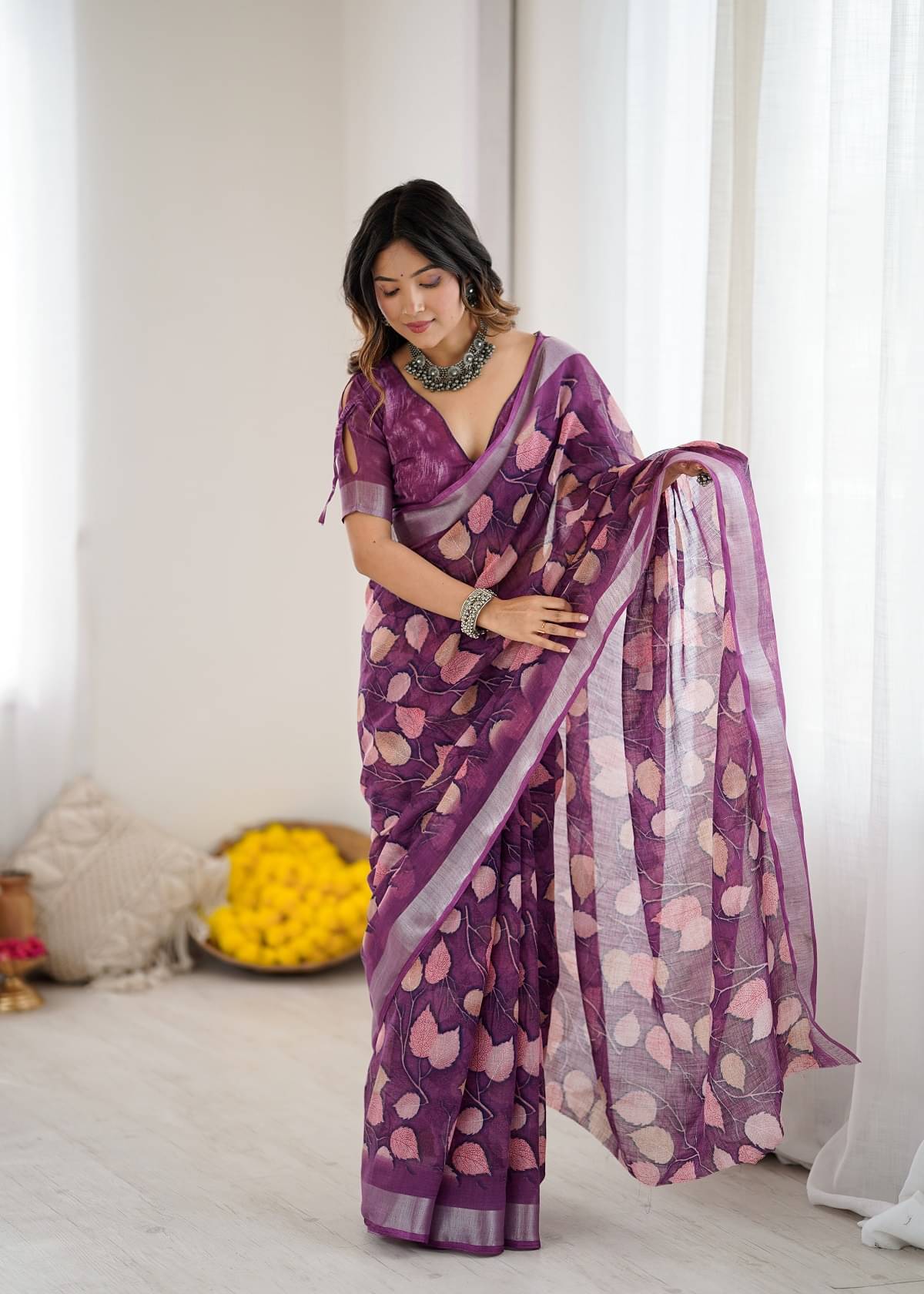     			Gazal Fashions Linen Printed Regular Saree With Unstitched Blouse Piece ( Purple )