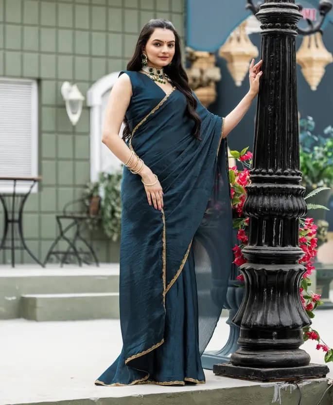    			VRAGI Chiffon Embellished Regular Saree With Unstitched Blouse Piece ( Blue )
