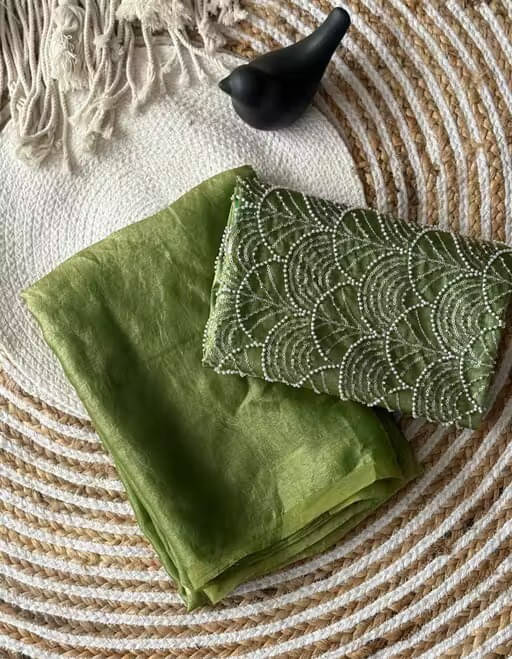     			VRAGI Chiffon Embellished Regular Saree With Unstitched Blouse Piece ( Light Green )