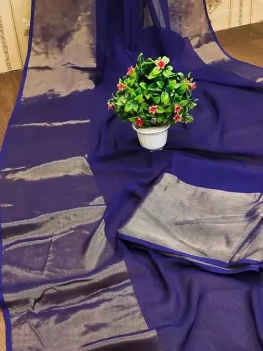VRAGI Chiffon Solid Regular Saree With Unstitched Blouse Piece ( Navy Blue ) VRAGI Chiffon Solid Regular Saree With Unstitched Blouse Piece ( Navy Blue )