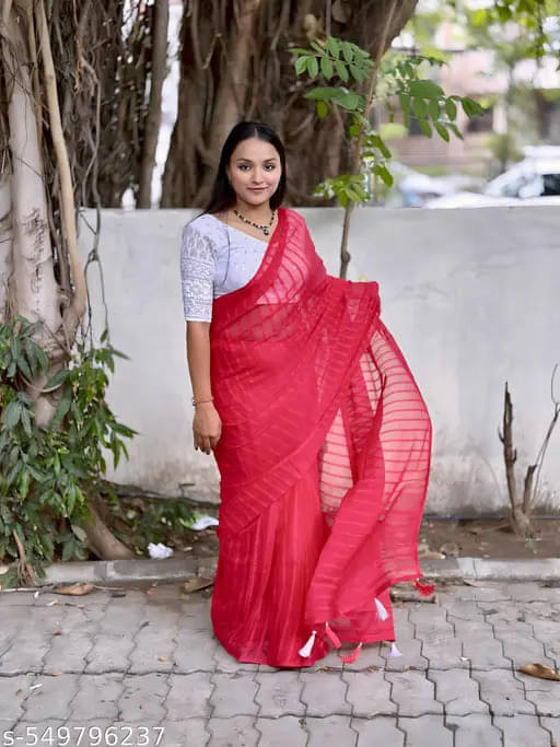 VRAGI Georgette Embellished Regular Saree With Unstitched Blouse Piece ( Maroon ) VRAGI Georgette Embellished Regular Saree With Unstitched Blouse Piece ( Maroon )