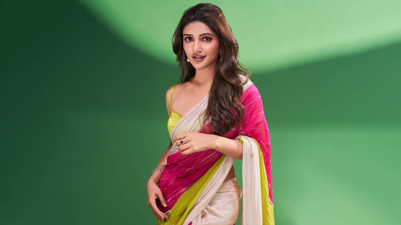VRAGI Georgette Embellished Regular Saree With Unstitched Blouse Piece ( Multicolor ) VRAGI Georgette Embellished Regular Saree With Unstitched Blouse Piece ( Multicolor )