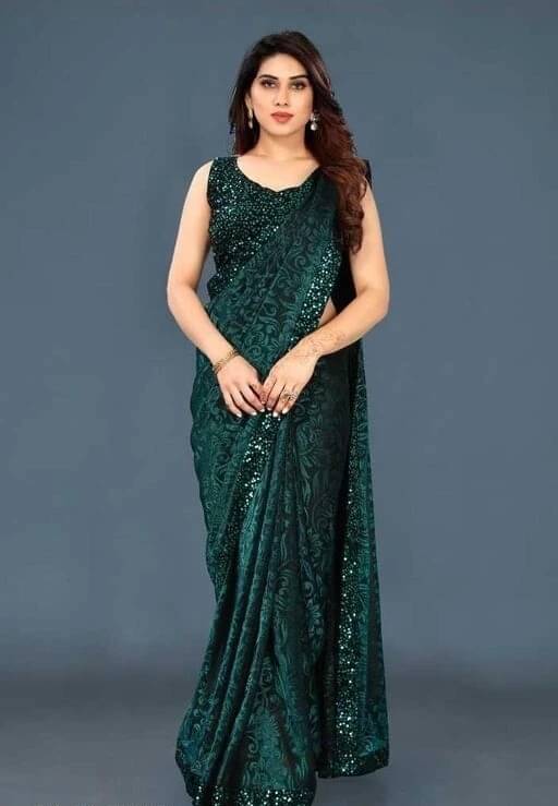     			VRAGI Georgette Self Design Regular Saree With Unstitched Blouse Piece ( Green )