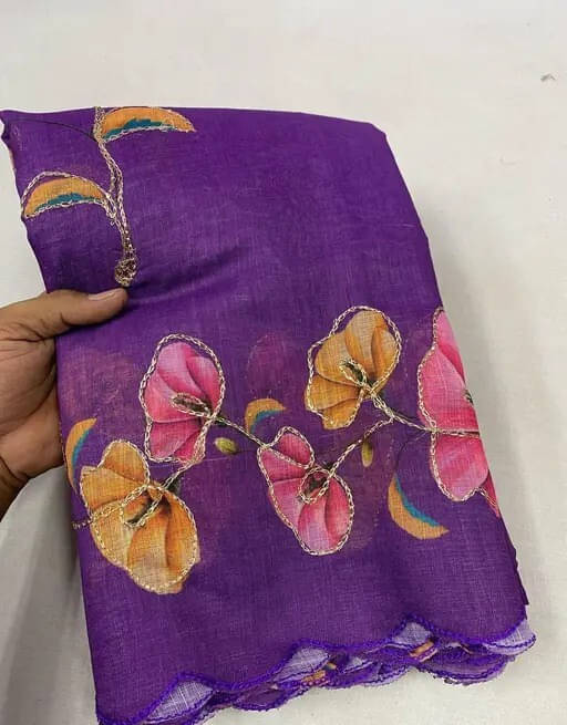     			VRAGI Linen Printed Regular Saree With Unstitched Blouse Piece ( Magenta )