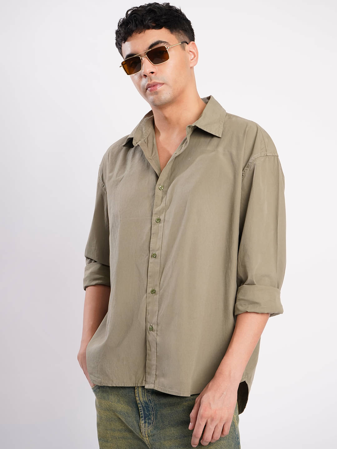 Bene Kleed 100% Cotton Oversized Fit Solids Full Sleeves Men's Casual Shirt - Green ( Pack of 1 ) Bene Kleed 100% Cotton Oversized Fit Solids Full Sleeves Men's Casual Shirt - Green ( Pack of 1 )