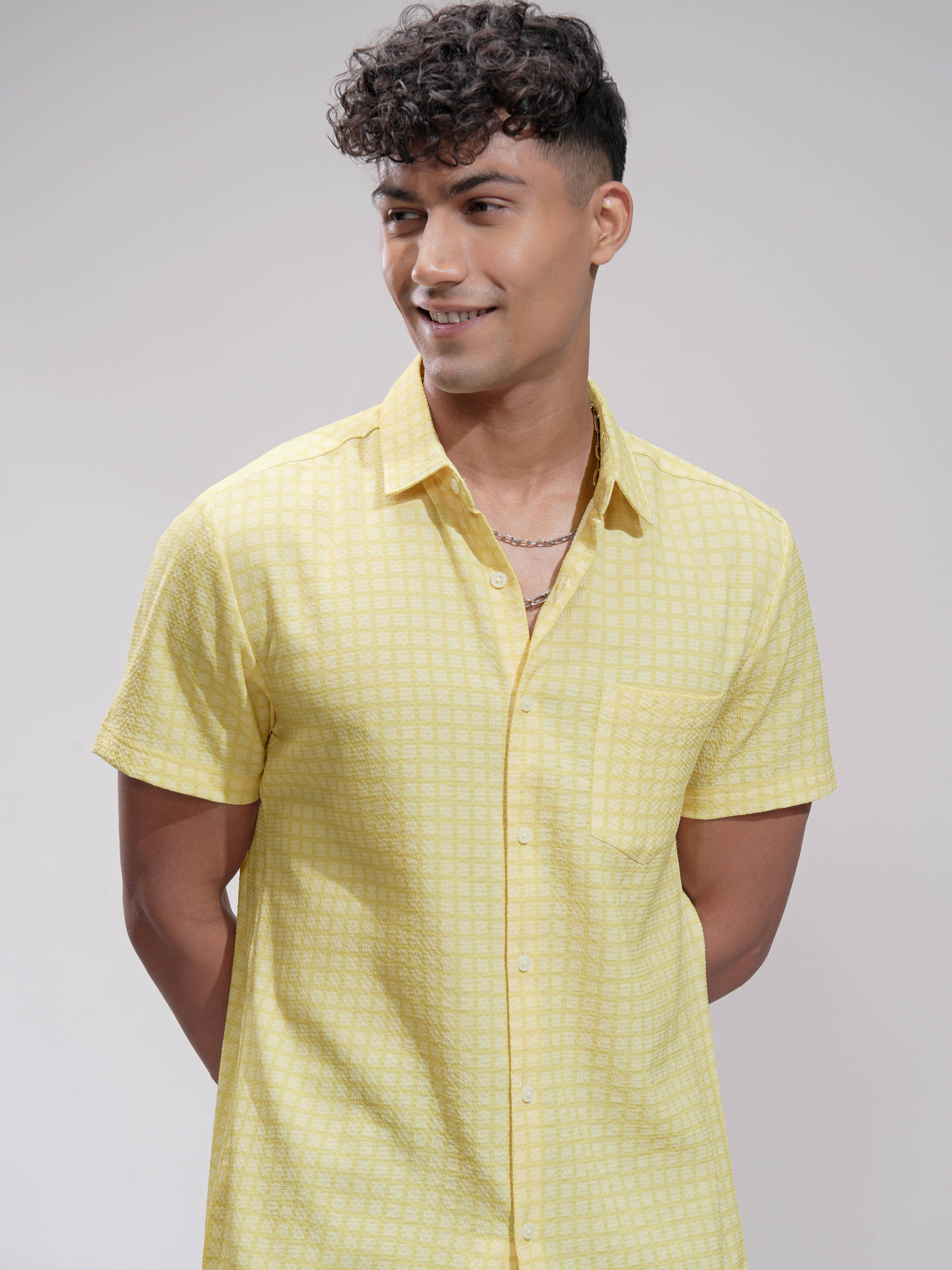 Highlander Polyester Regular Fit Checks Half Sleeves Men's Casual Shirt - Yellow ( Pack of 1 ) Highlander Polyester Regular Fit Checks Half Sleeves Men's Casual Shirt - Yellow ( Pack of 1 )