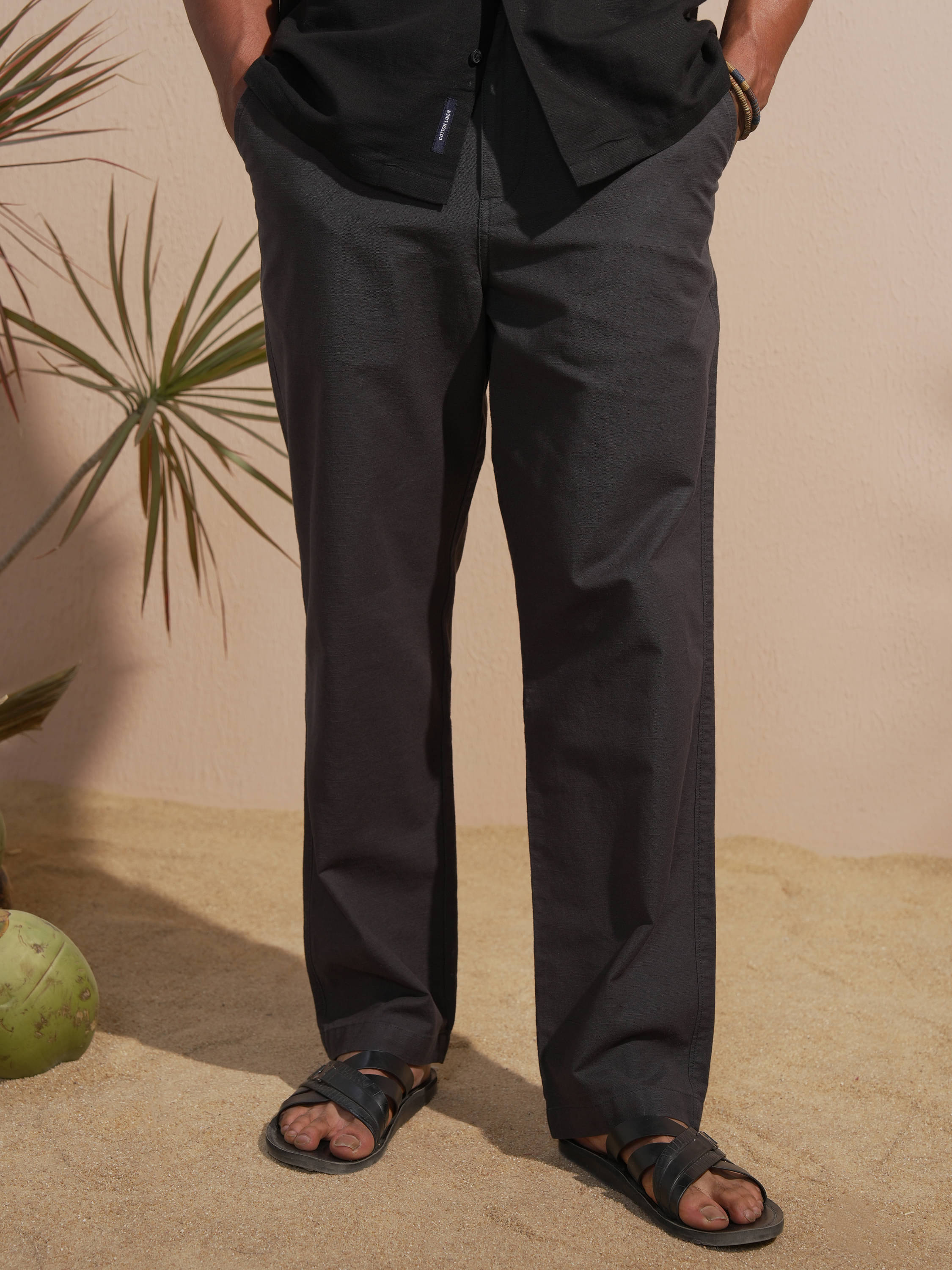     			Highlander Relax Flat Men's Trouser - Black ( Pack of 1 )