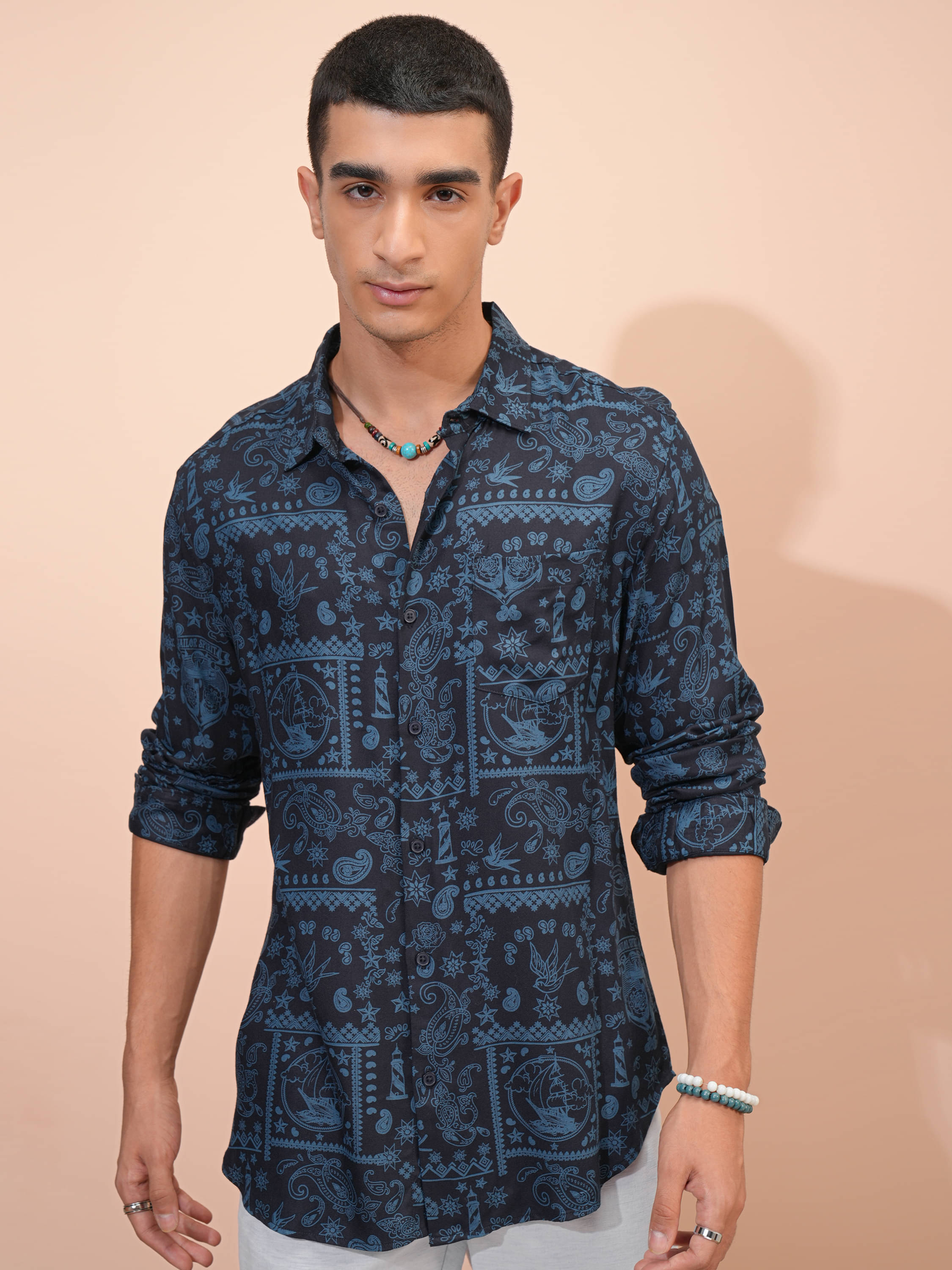     			Highlander Viscose Regular Fit Self Design Full Sleeves Men's Casual Shirt - Navy ( Pack of 1 )