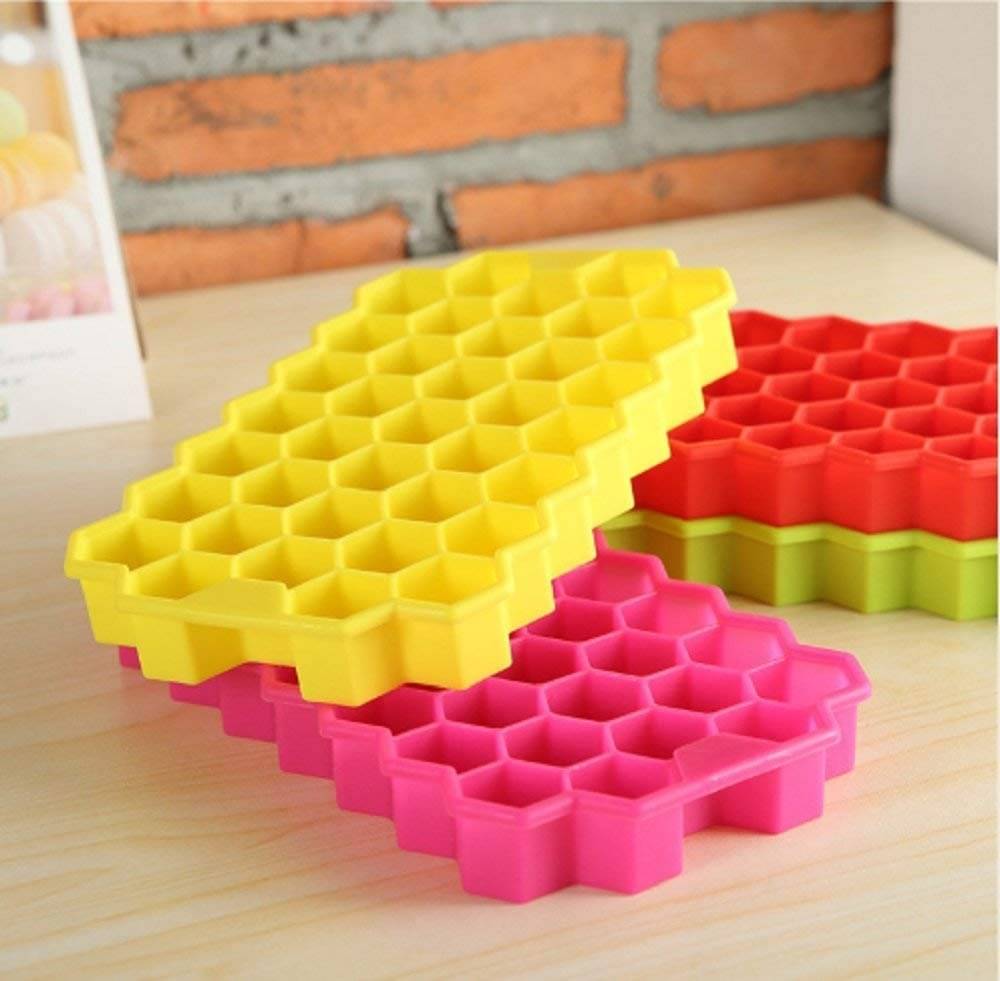     			Ice Cube Trays Silicone Ice Cube Molds, Easy-Release and Flexible 37 Ice Trays BPA Free, for Whiskey Cocktail, Stackable and Safe Ice Cube Honeycomb Small Cubes Fridge Bar Soft Tray