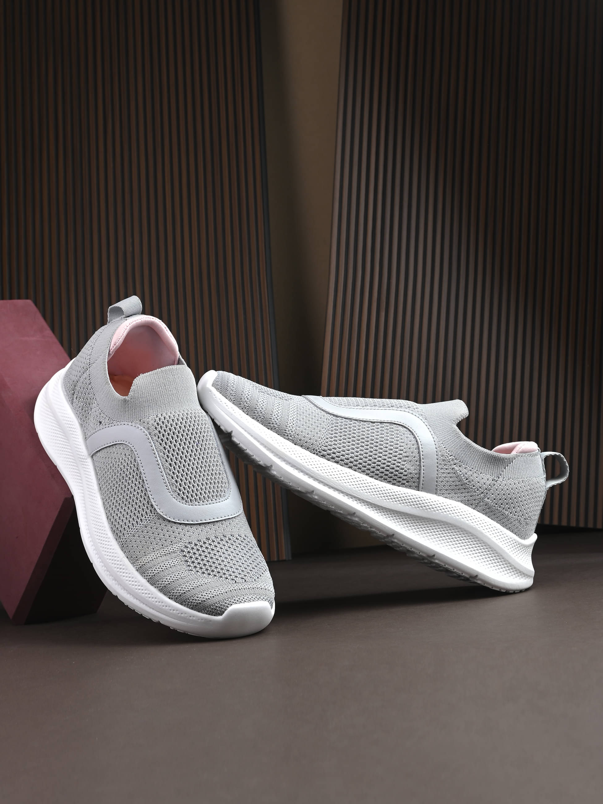 OFF LIMITS - Light Grey Women's Running Shoes OFF LIMITS - Light Grey Women's Running Shoes