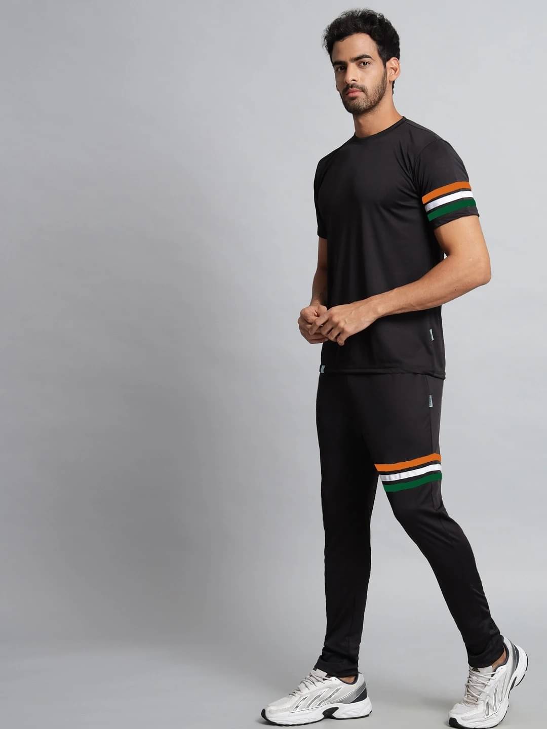 RABBY Black Polyester Regular Fit Men's Tracksuit ( Pack of 1 ) RABBY Black Polyester Regular Fit Men's Tracksuit ( Pack of 1 )