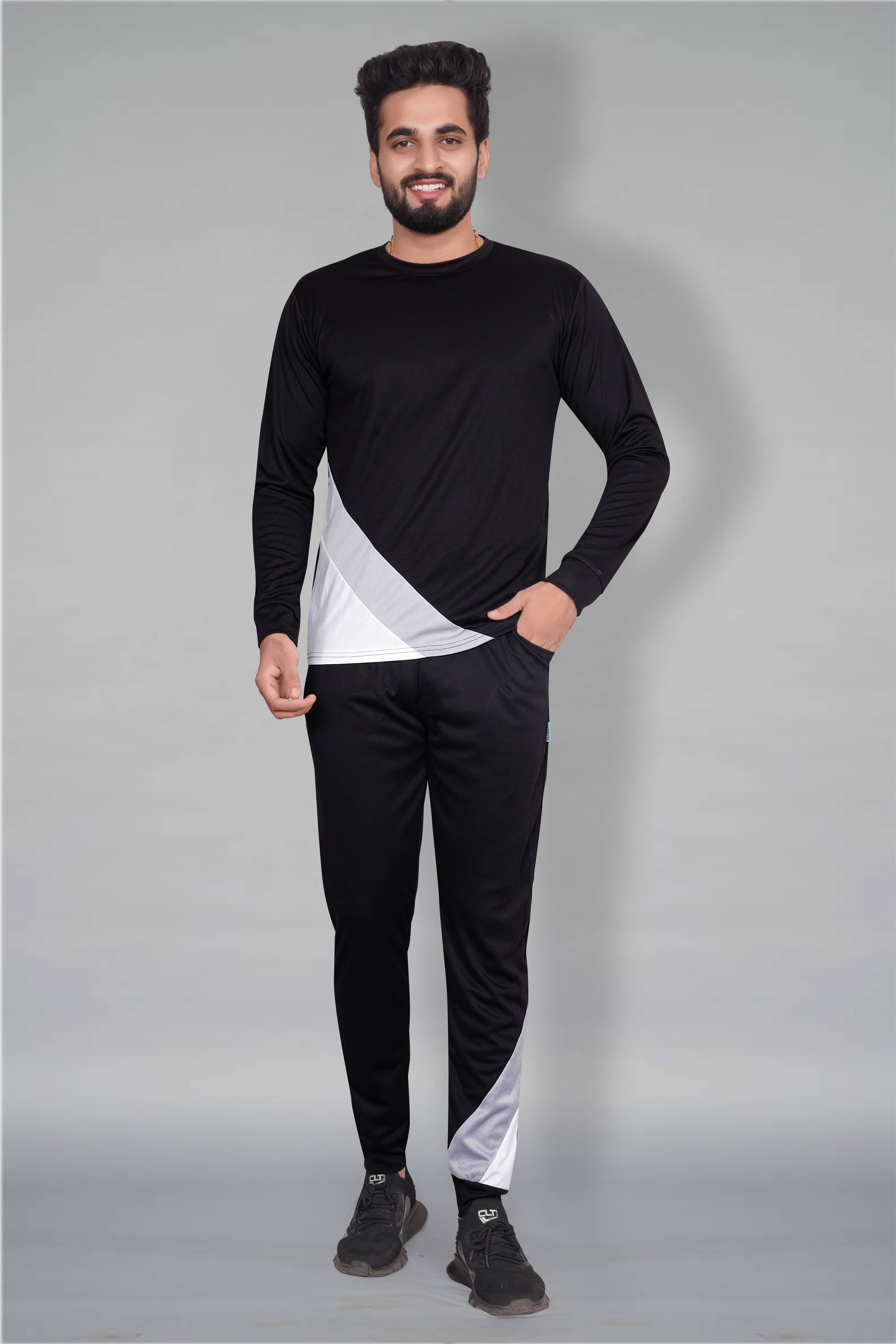     			RABBY Black Polyester Regular Fit Men's Tracksuit ( Pack of 1 )