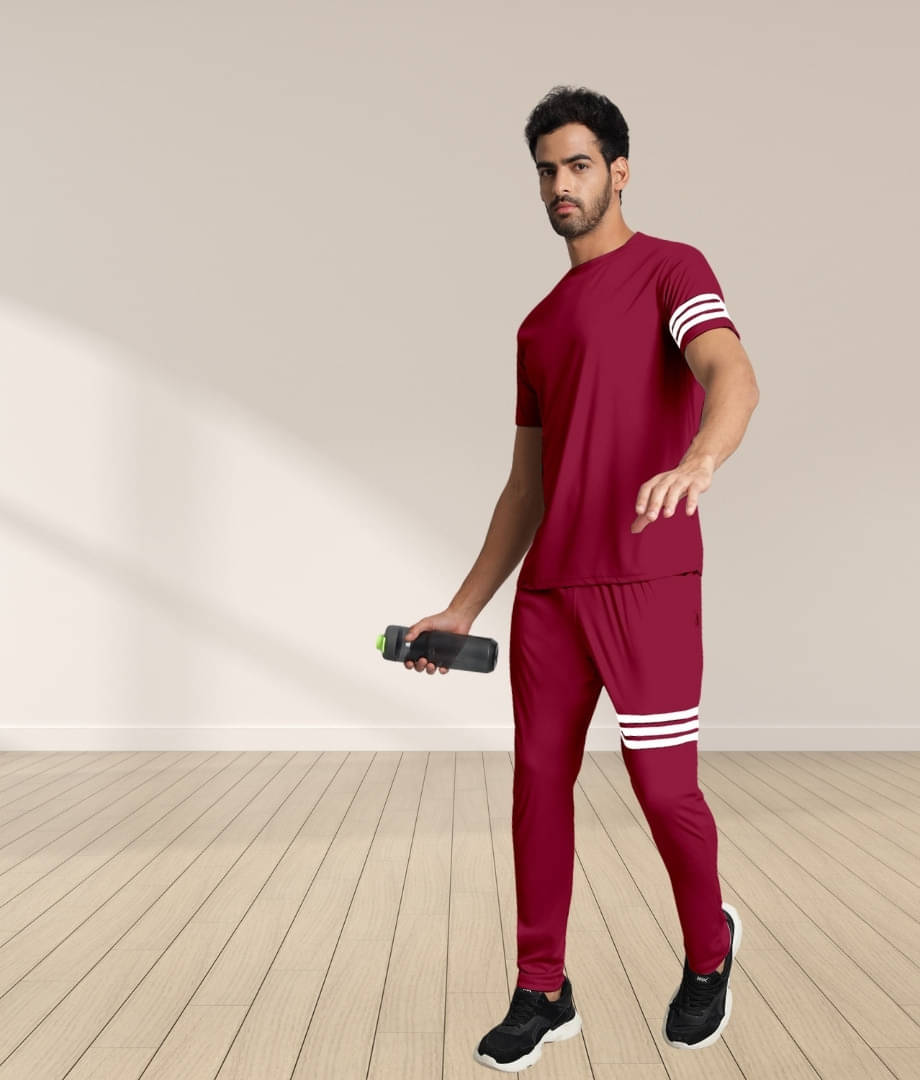     			RABBY Maroon Polyester Regular Fit Men's Tracksuit ( Pack of 1 )