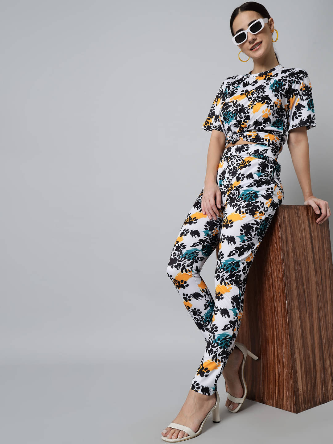     			RABBY Women Polyester Sports Tracksuits