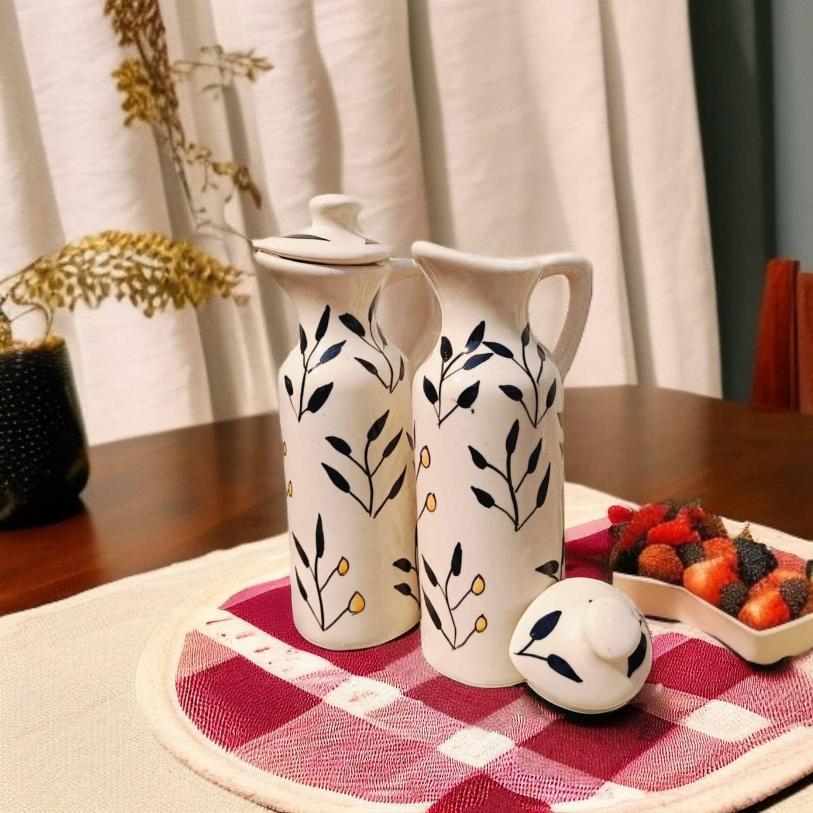 Rizasta Blk Leaf Oil Dispnsr Ceramic Black Oil Container ( Set of 2 ) Rizasta Blk Leaf Oil Dispnsr Ceramic Black Oil Container ( Set of 2 )