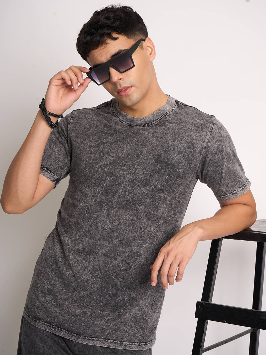 Bene Kleed Men Cotton Oversized Fit Solid T-Shirt ( Grey ) Bene Kleed Men Cotton Oversized Fit Solid T-Shirt ( Grey )