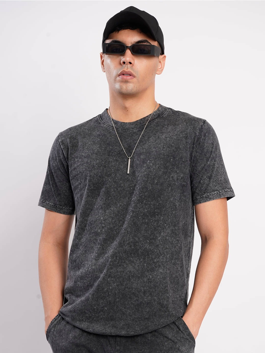     			Bene Kleed Men Cotton Regular Fit Solid T-Shirt ( Black )