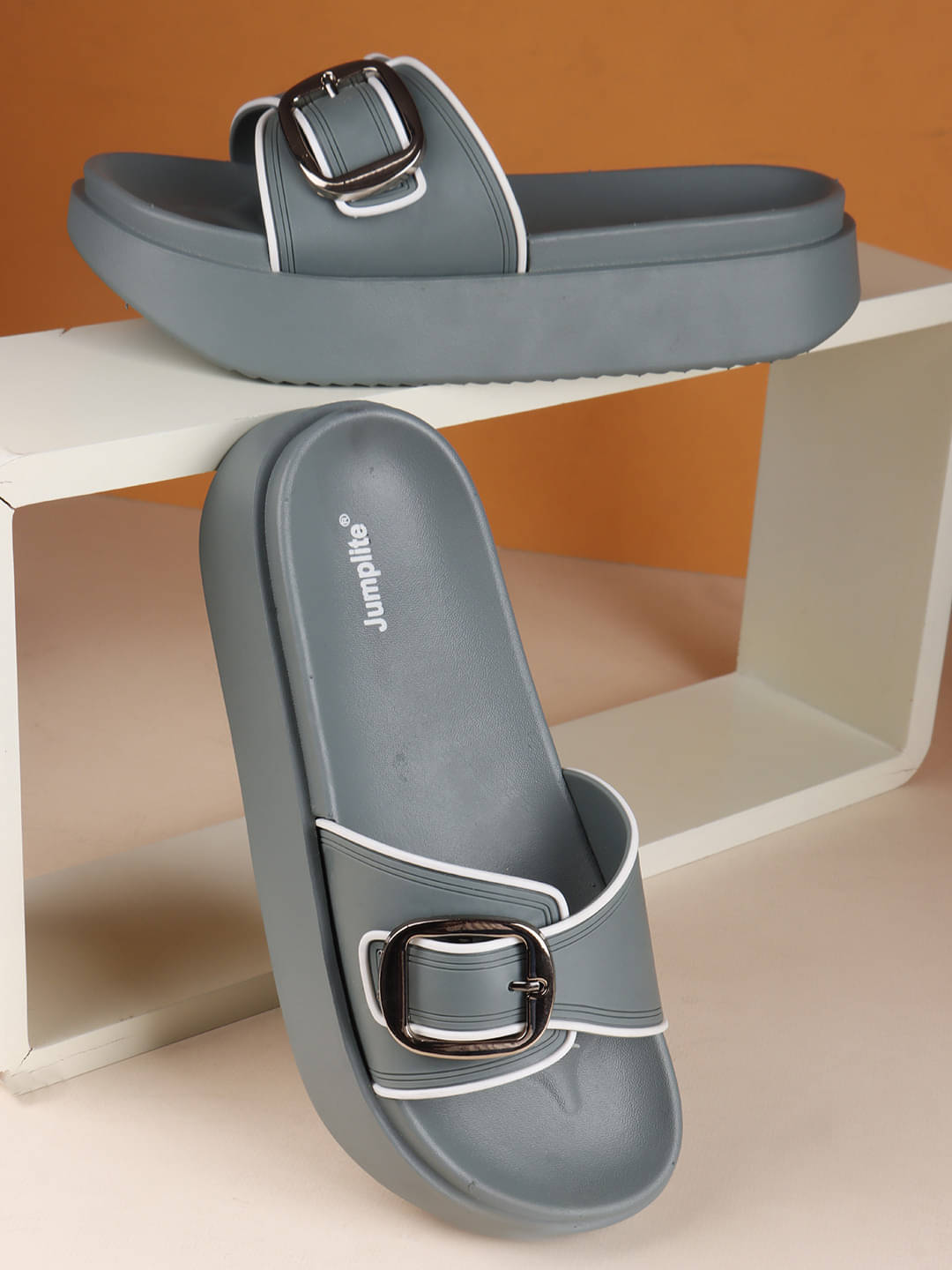     			JUMPLITE Grey Women's Slipper