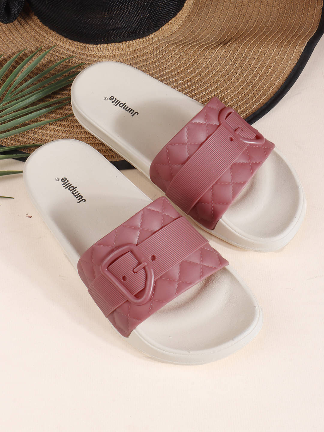     			JUMPLITE Pink Women's Slipper