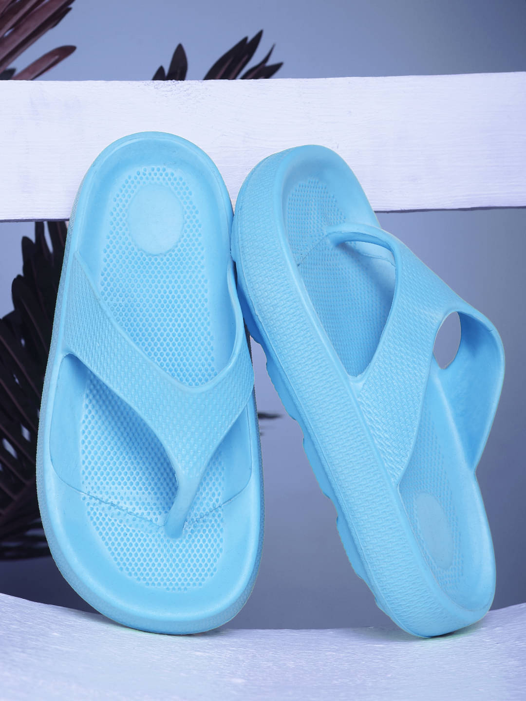     			Liberty Blue Women's Thong Flip Flop