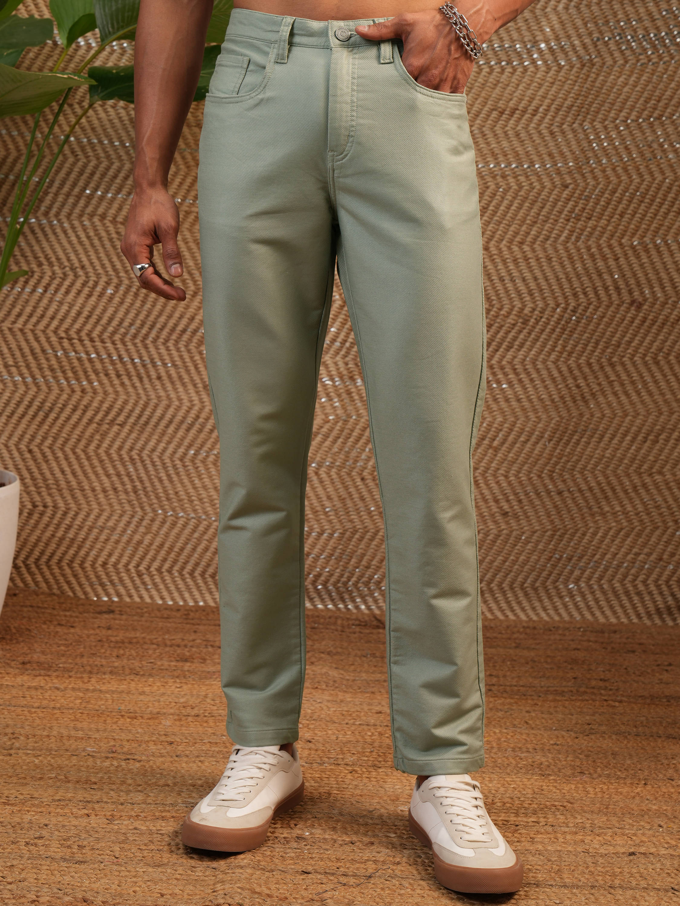     			Locomotive Tapered Flat Men's Chinos - Olive ( Pack of 1 )
