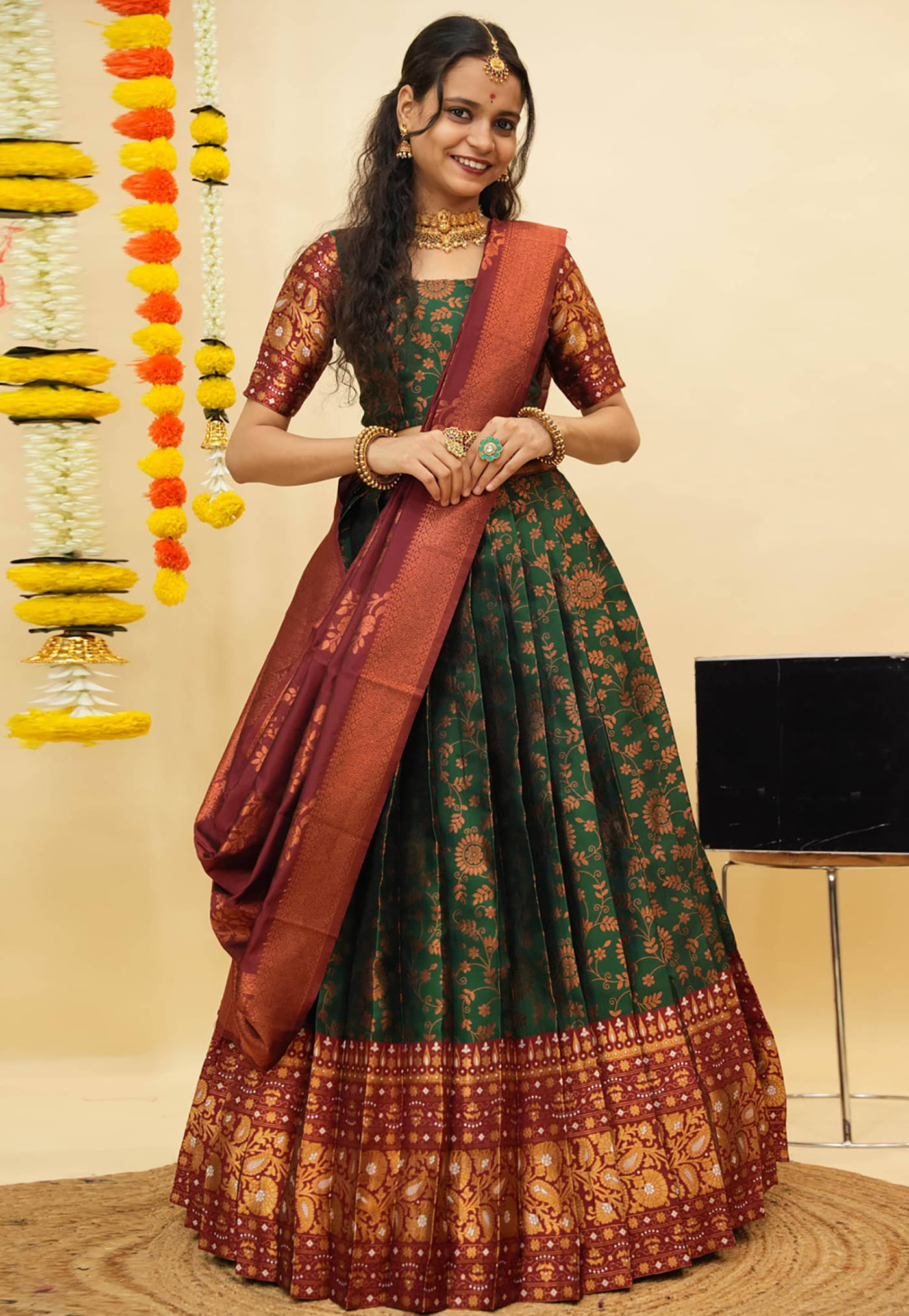     			kedar fab Green Art Silk Circular Semi Stitched Lehenga Single