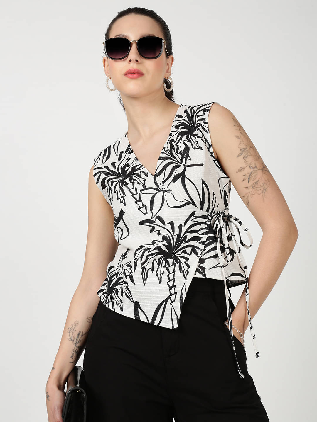Bene Kleed Women's Cotton Regular Top ( Multi Color ) Bene Kleed Women's Cotton Regular Top ( Multi Color )