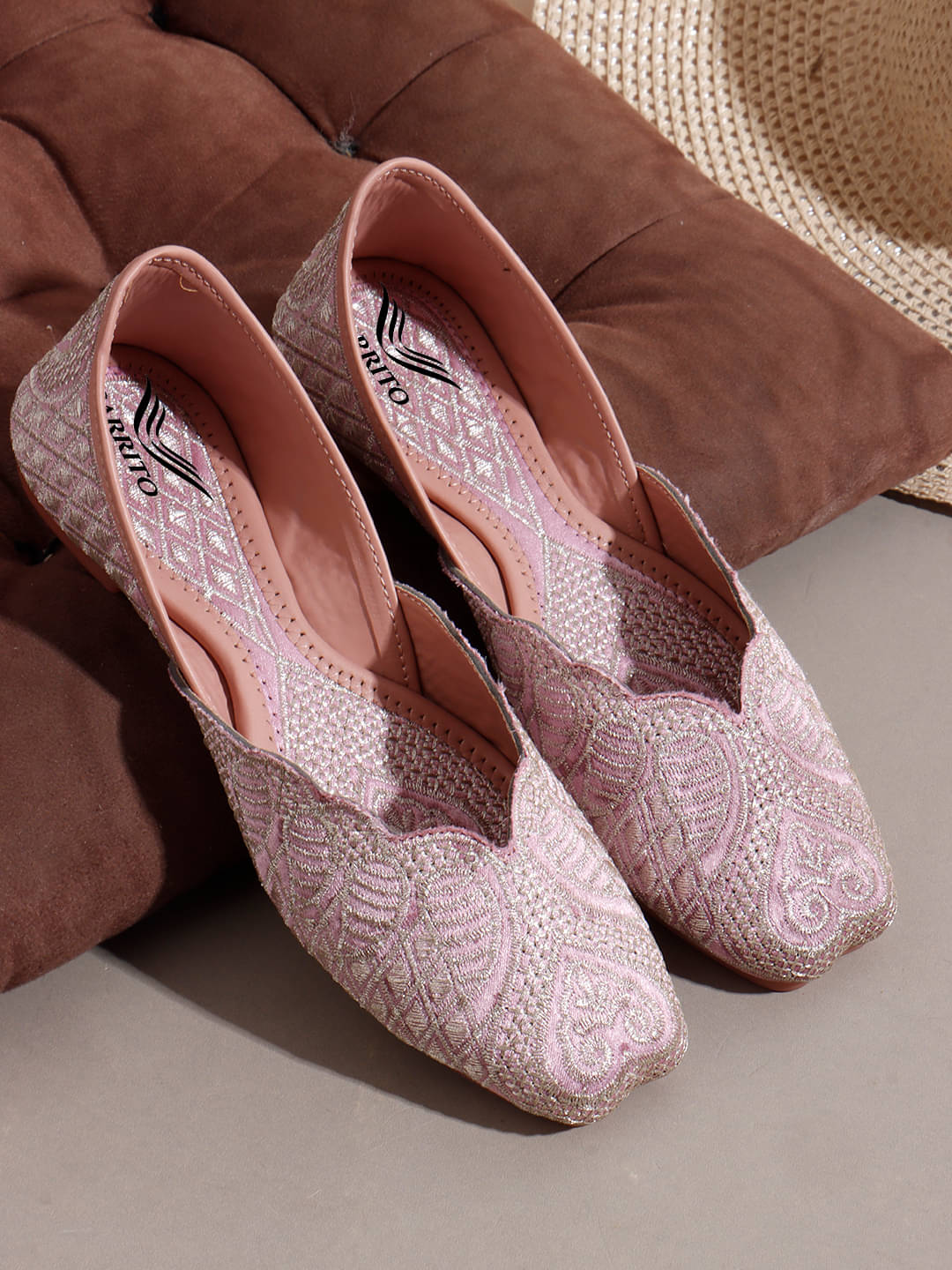     			Carrito Peach Women's Ethnic Ballerinas