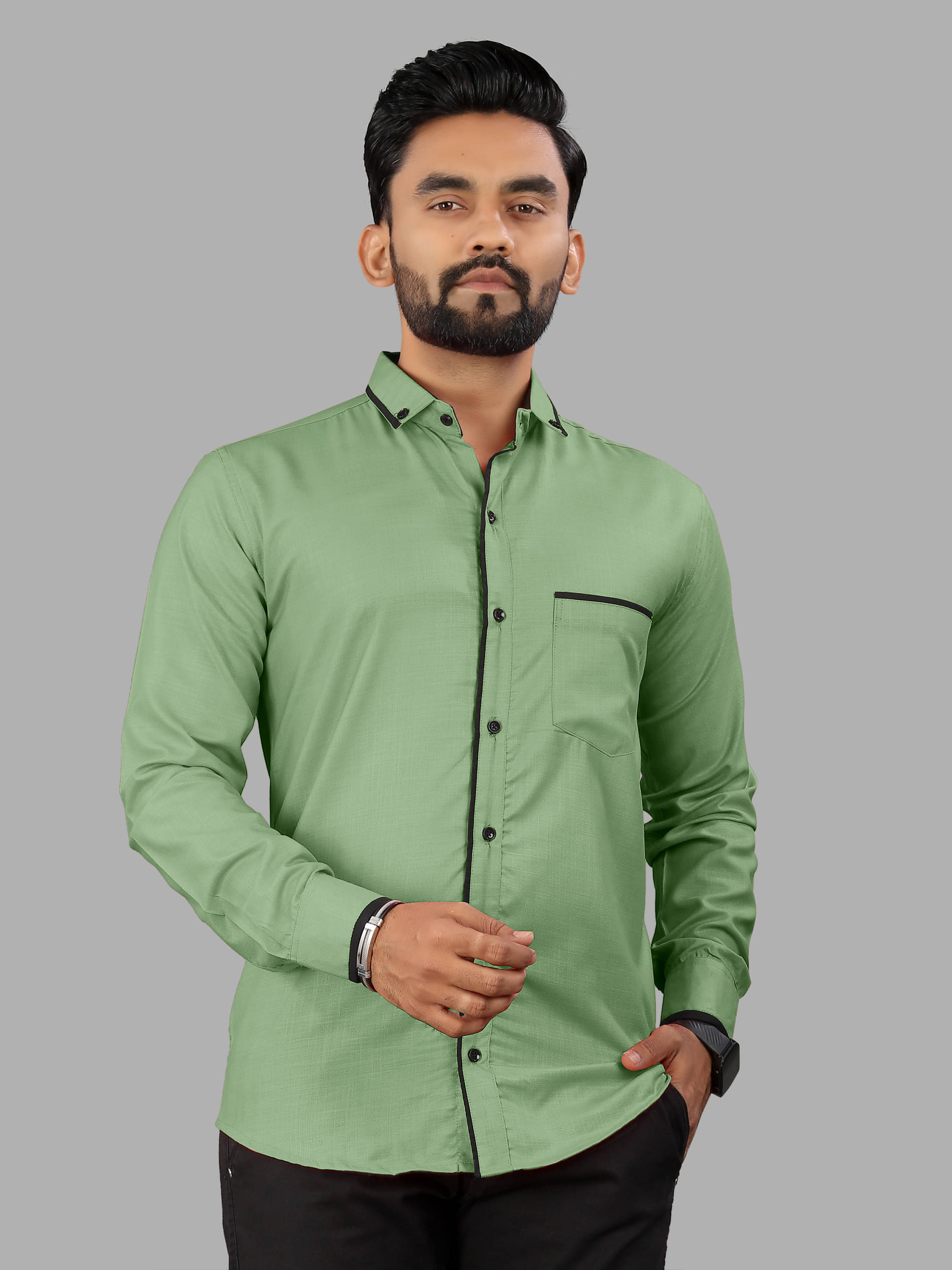     			LAXBON 100% Cotton Regular Fit Solids Full Sleeves Men's Casual Shirt - Green ( Pack of 1 )