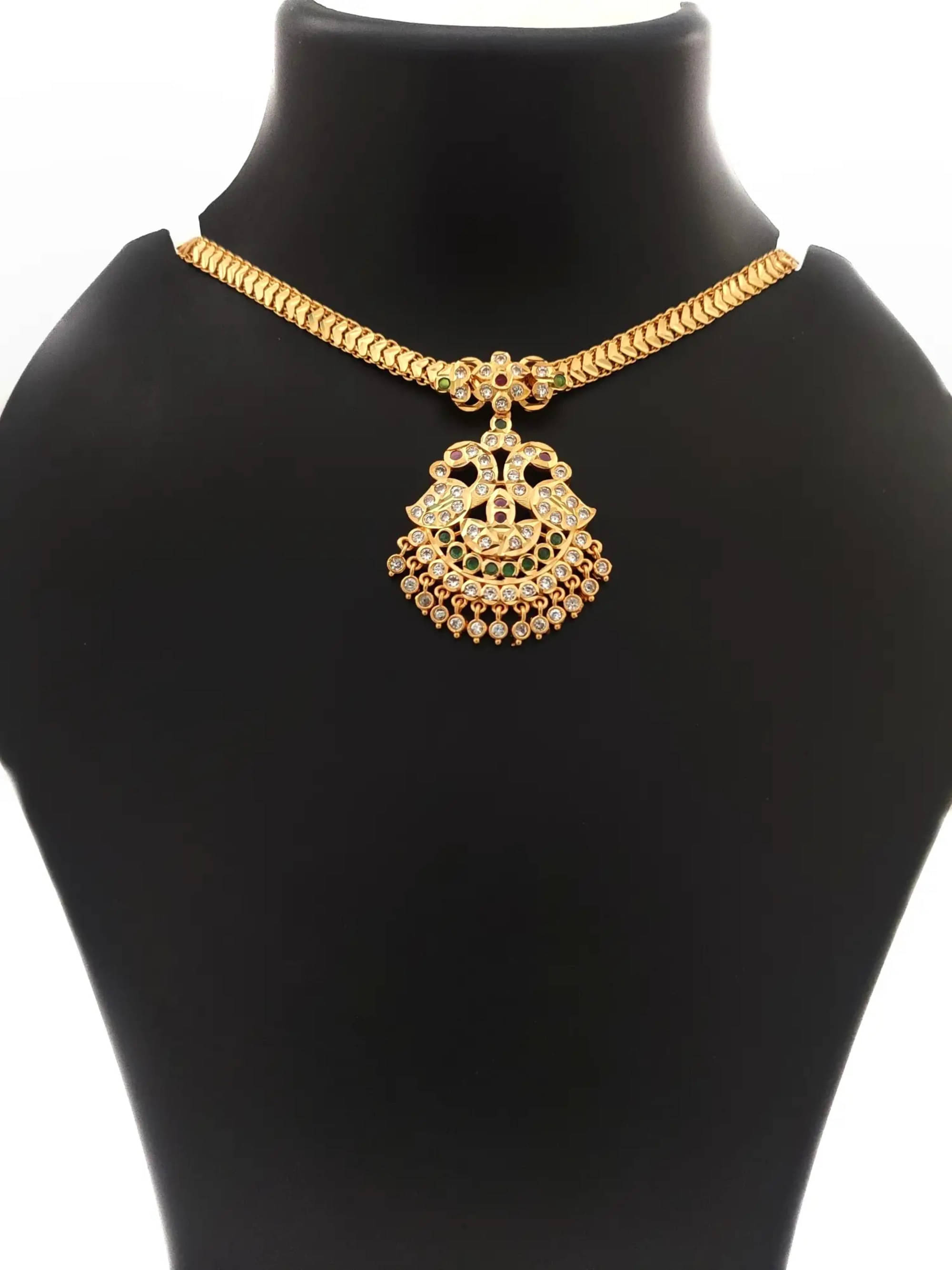     			ROFARWORD Gold Brass Necklace Set ( Pack of 1 )