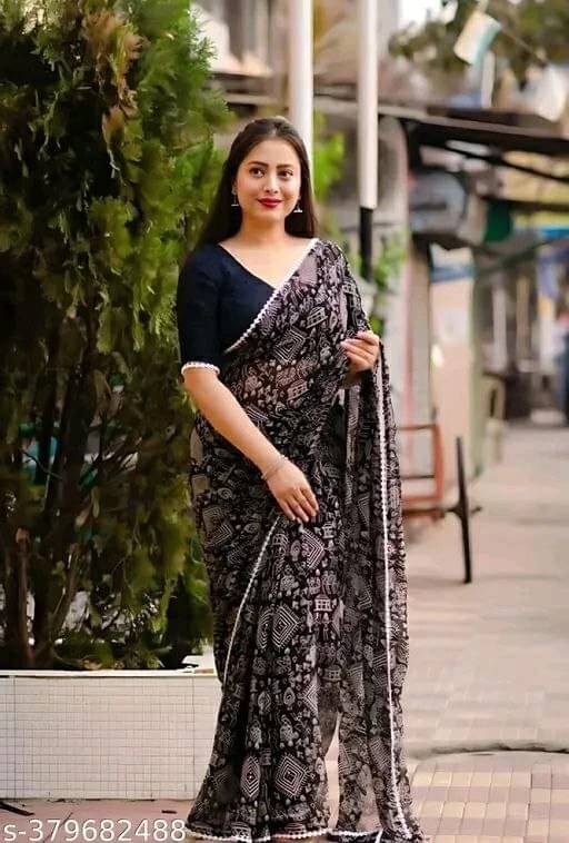     			SAREEYA16 Georgette Printed Regular Saree With Unstitched Blouse Piece ( Black )