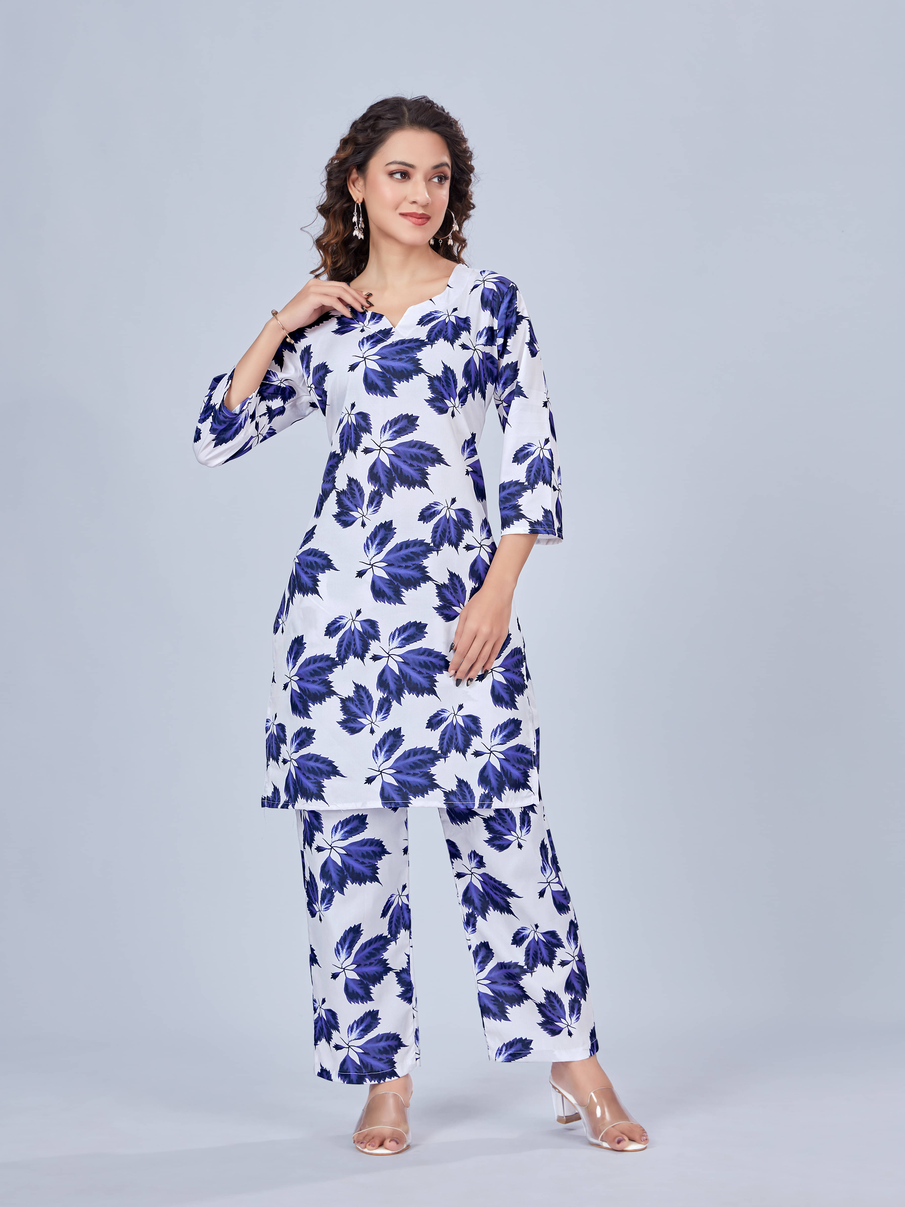     			SPGR Women Organza Printed Straight Kurti With Pants ( White )