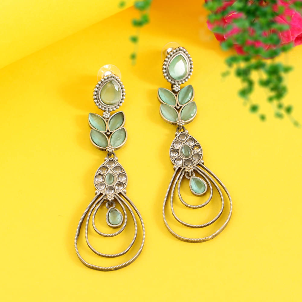     			Sanaa Creations Multi Color Drop Earrings ( Pack of 1 )