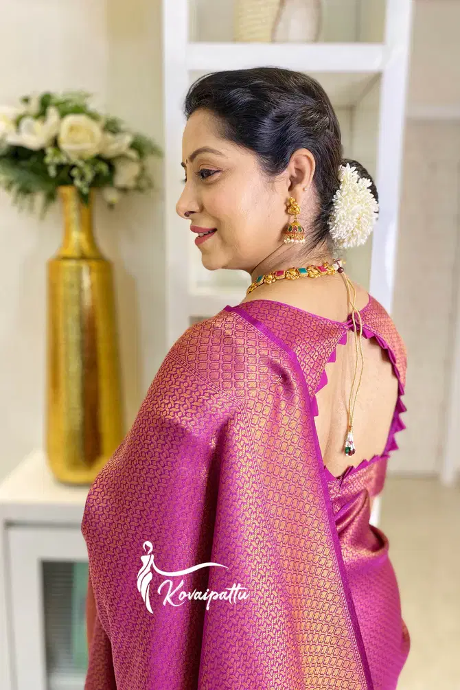     			THE PRIVATE LABLE Linen Printed Banarasi saree With Unstitched Blouse Piece ( Multicolor )