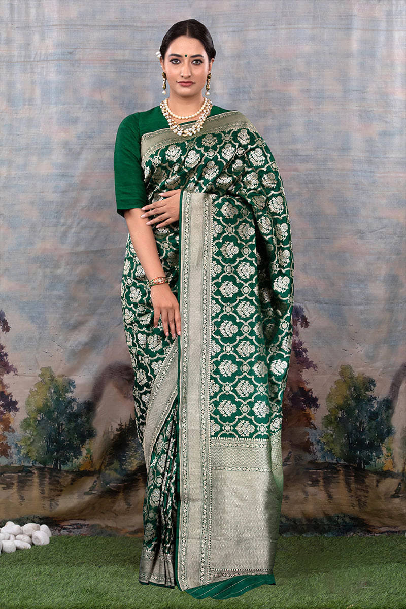     			Vastukala Silk Woven Kanjeevaram Sarees With Unstitched Blouse Piece ( Green )