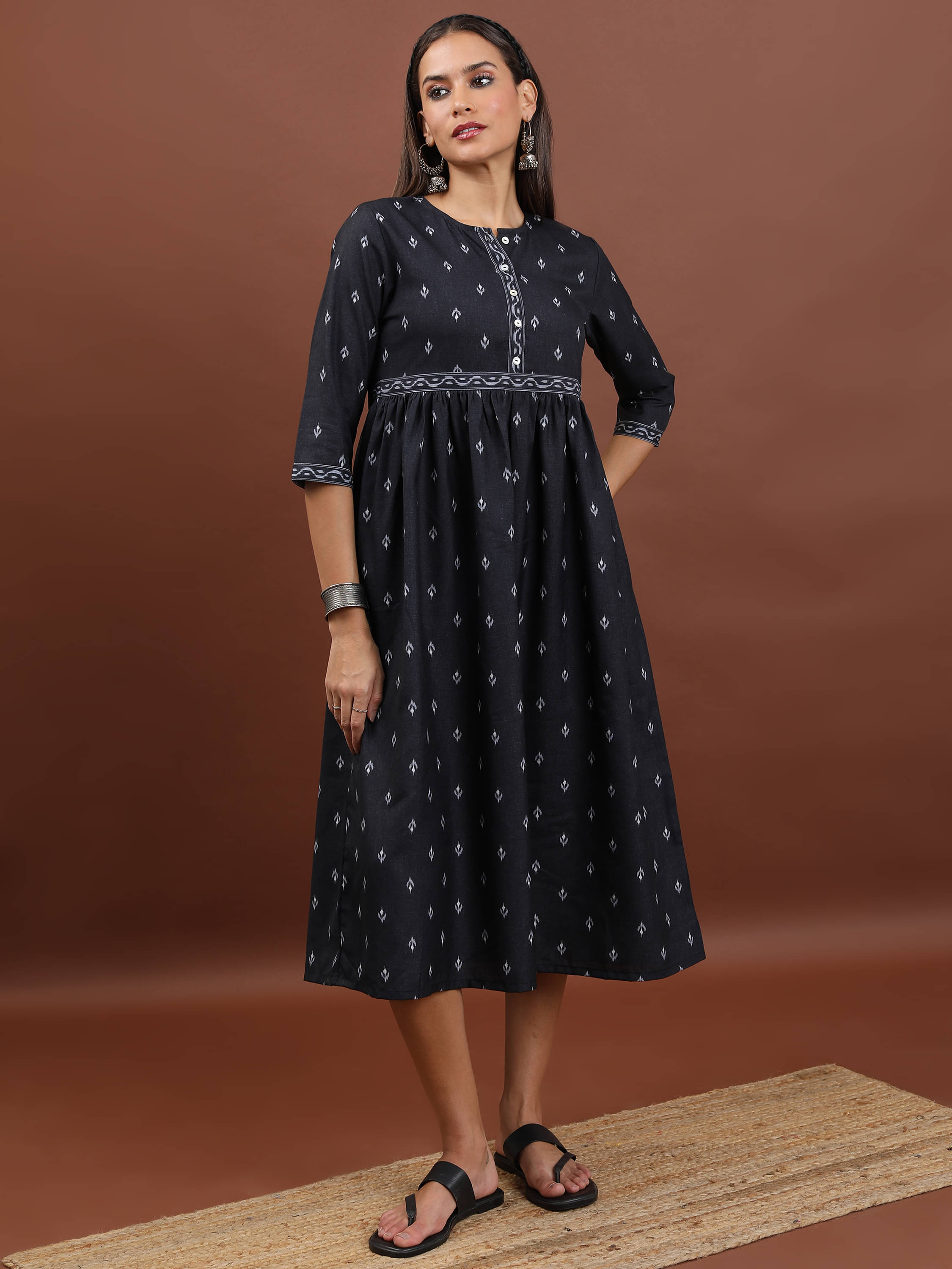     			Vishudh Women Polyester Printed A-line Dress ( Black )