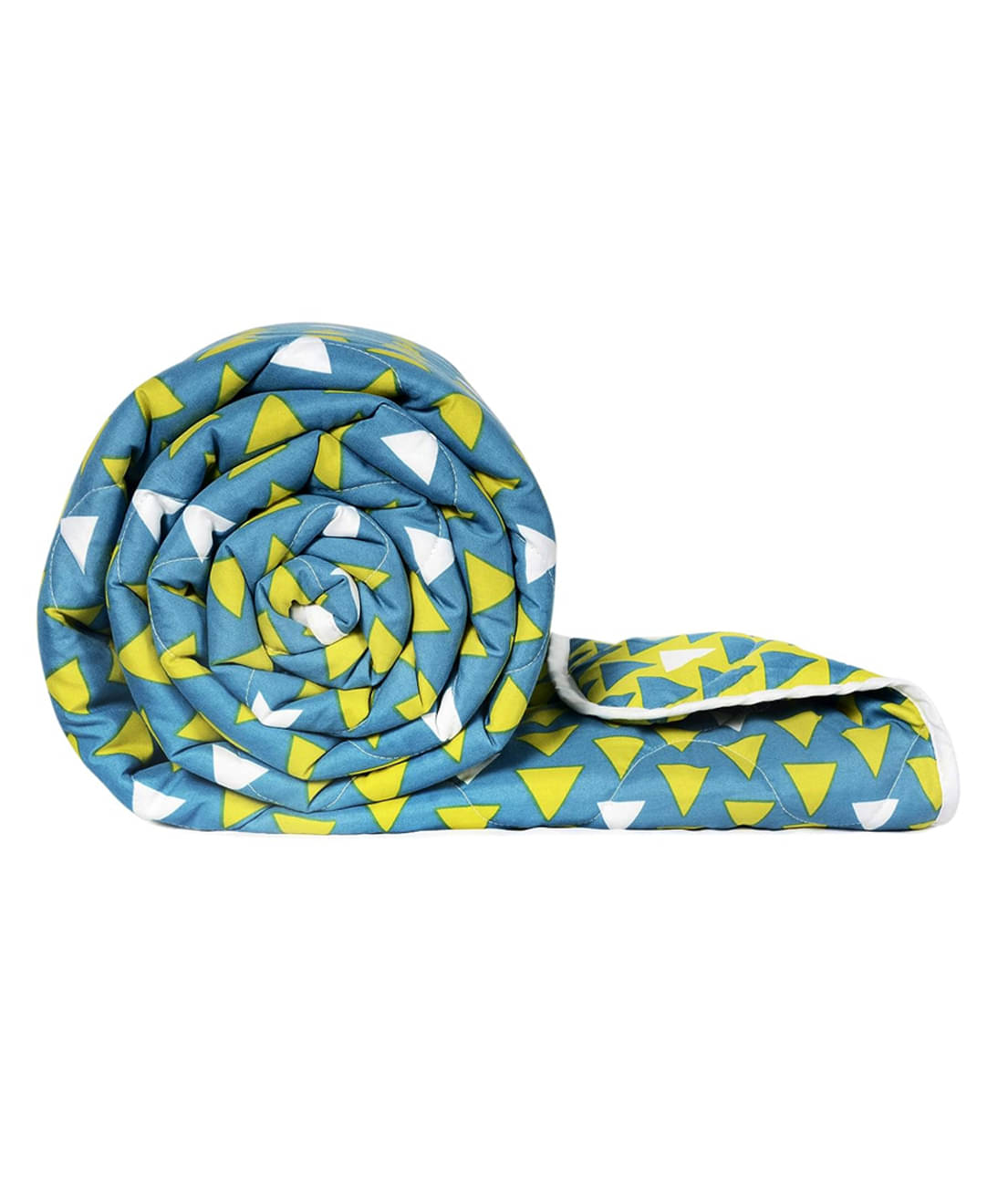 DIVINE CASA Microfiber Abstract Double Size Reversible Quilt ( 254 x 230 cm ) - Yellow ( ) DIVINE CASA Microfiber Abstract Double Size Reversible Quilt ( 254 x 230 cm ) - Yellow ( )