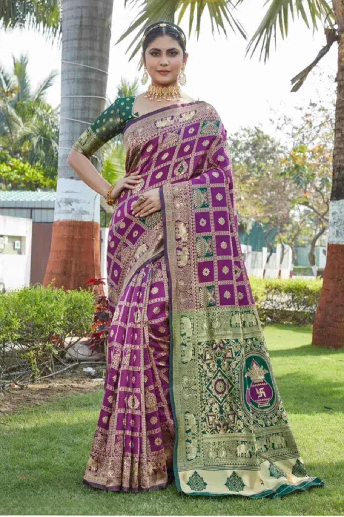     			Gazal Fashions Art Silk Woven Kanjeevaram Sarees With Unstitched Blouse Piece ( Purple )