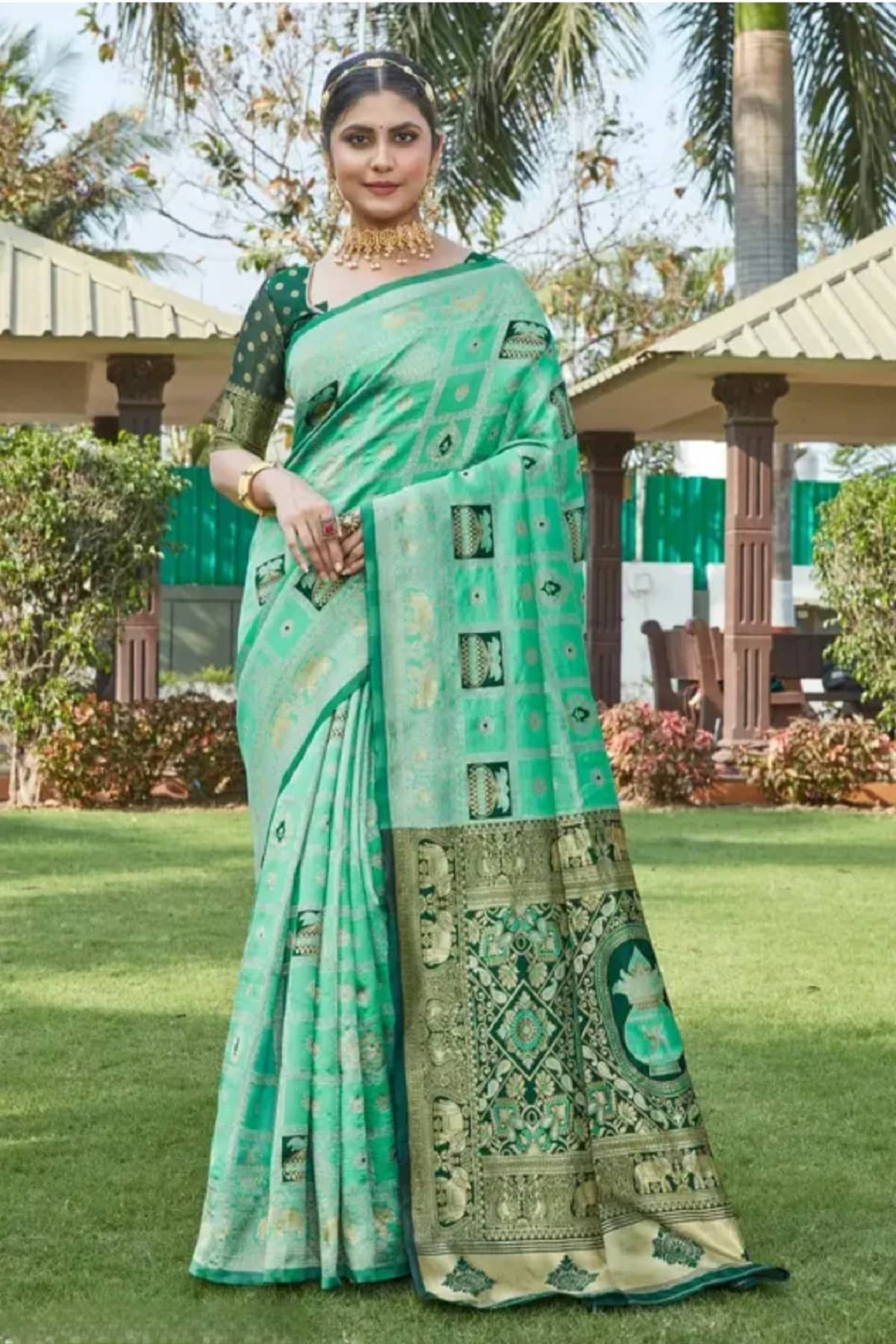 Gazal Fashions Art Silk Woven Kanjeevaram Sarees With Unstitched Blouse Piece ( Red ) - Sarees | Buy online on ZillyBuy