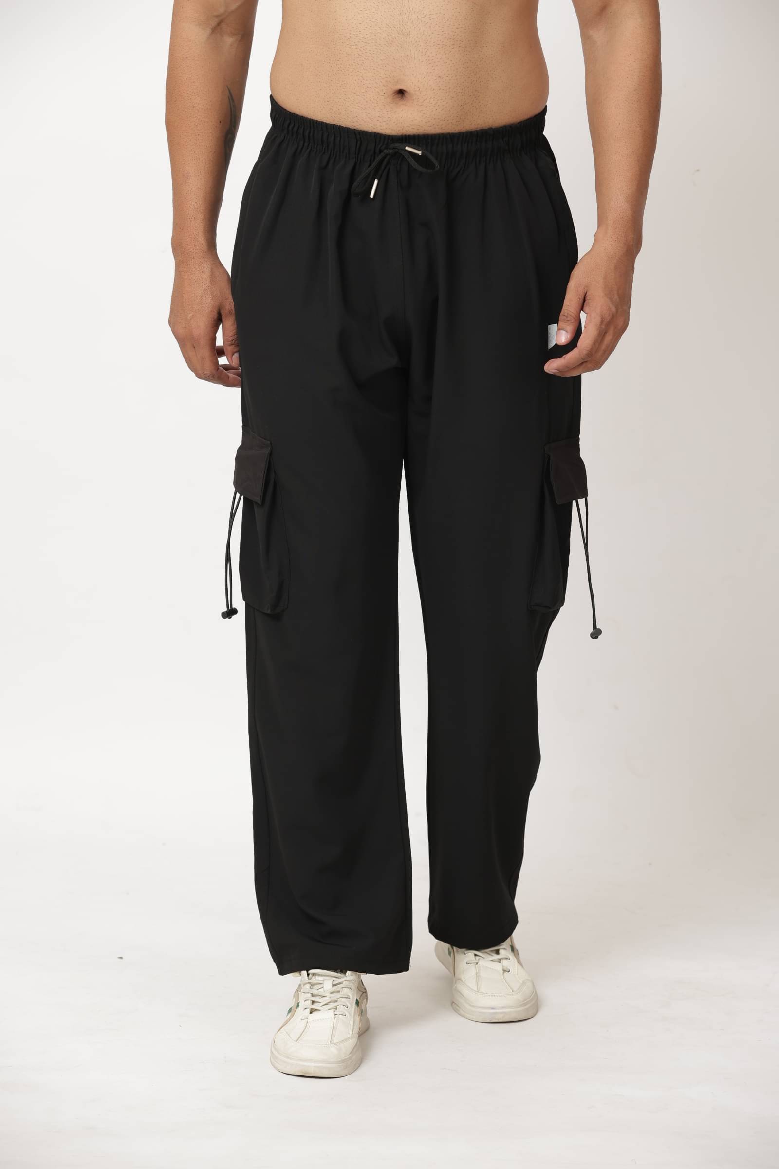     			HANABY Black Cotton Blend Men's Trackpants ( Pack of 1 )