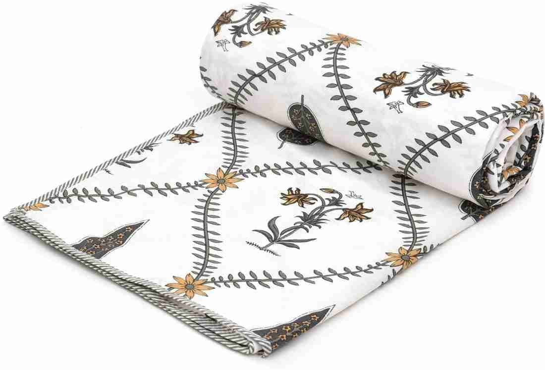     			Reversible Floral Printed Double Bed Dohar for AC Room - 220 cm x 244 cm (Width x Height)