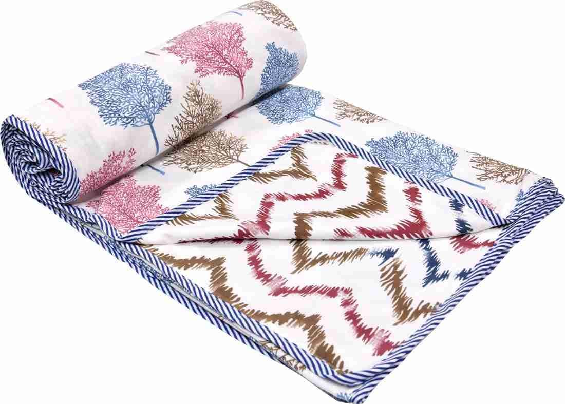     			Reversible Floral Printed Single Bed Dohar for AC Room - 152 cm x 244 cm (Width x Height)