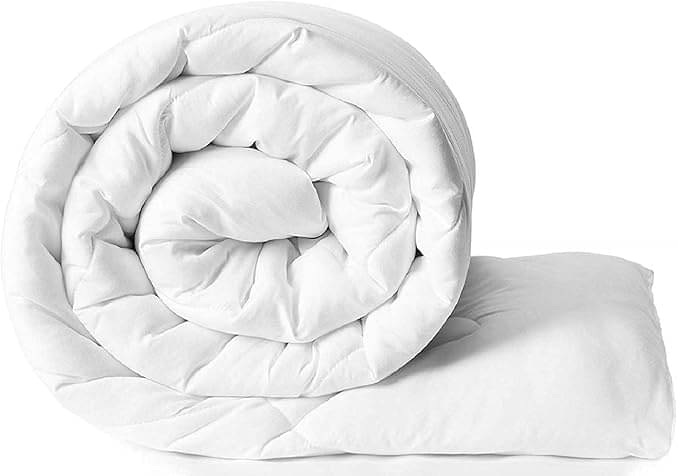 Reversible Microfiber Heavy Winter 250 GSM Double Bed Comforter/Duvet/Quilt - 254 cm x 228 cm (Width x Height) Reversible Microfiber Heavy Winter 250 GSM Double Bed Comforter/Duvet/Quilt - 254 cm x 228 cm (Width x Height)