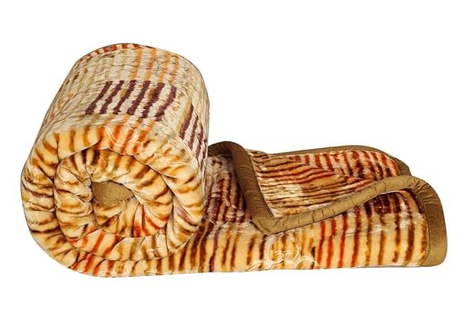 Double Bed Size Ultra Soft Mink Blanket for Heavy Winter - 230cm x 230 cm (Width x Height) Double Bed Size Ultra Soft Mink Blanket for Heavy Winter - 230cm x 230 cm (Width x Height)