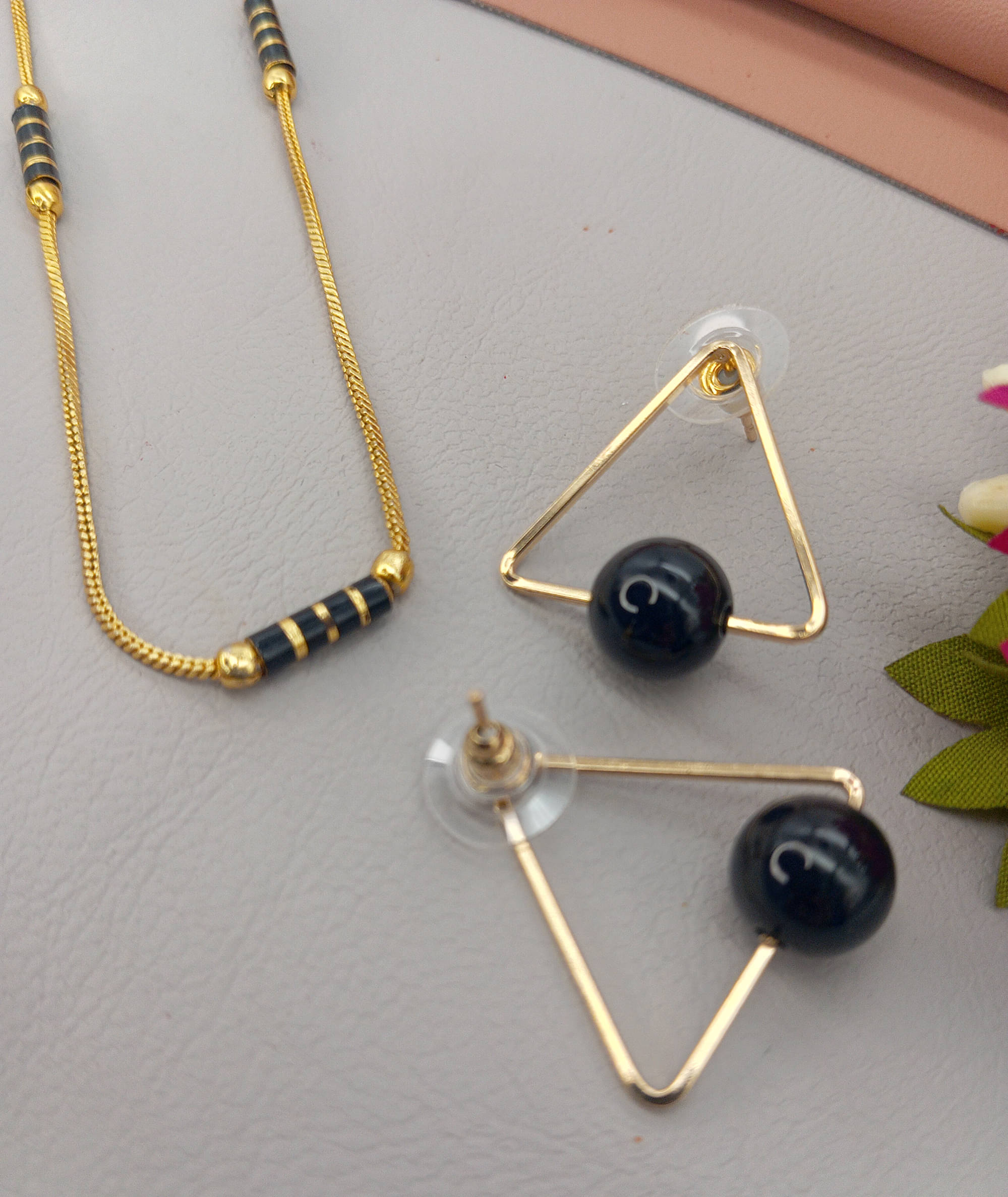     			SHANKHRAJ MA LL Gold Pendant ( Pack of 1 )