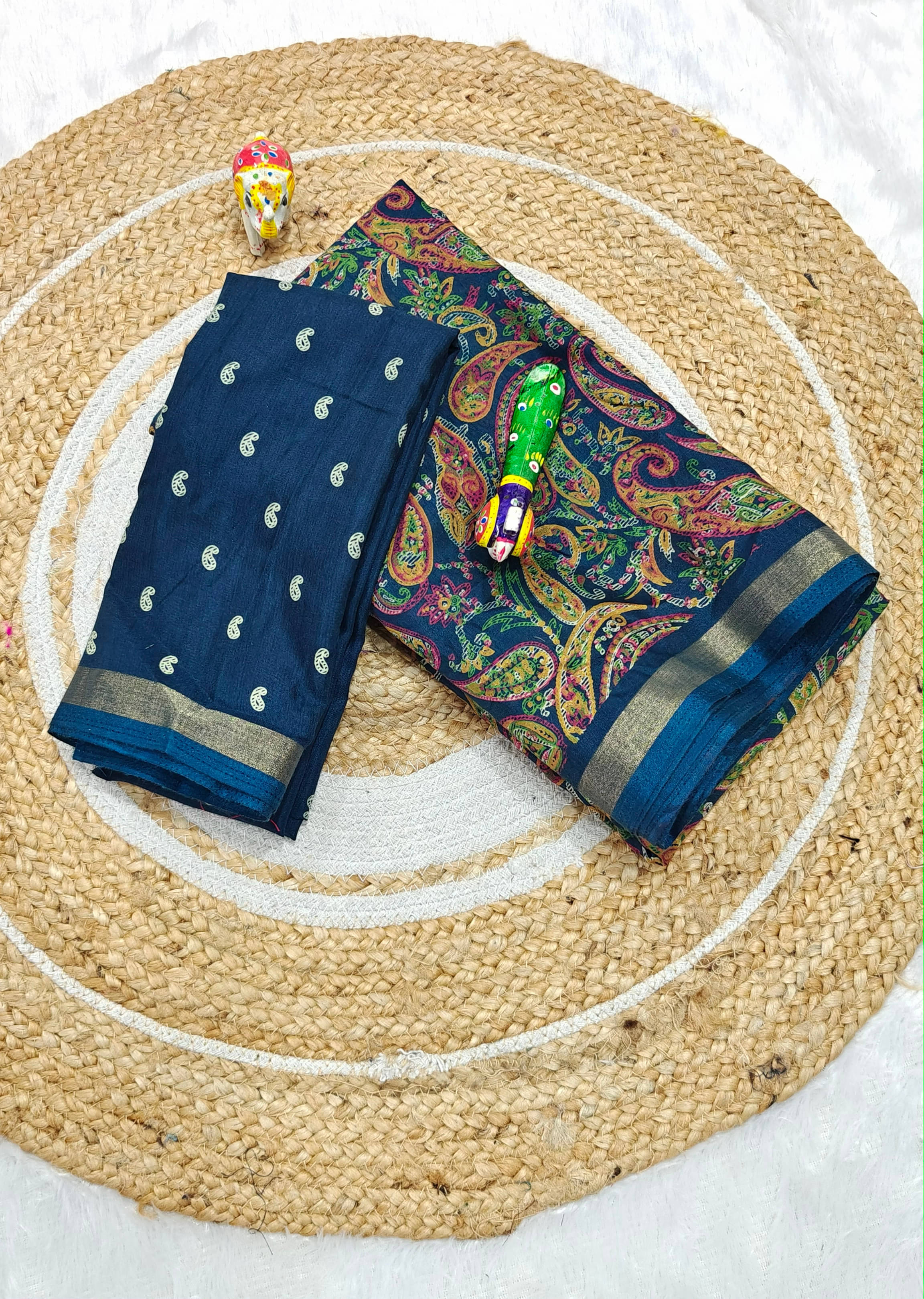 SHIRODHARI Cotton Blend Printed Sambalpuri Saree With Unstitched Blouse Piece ( Teal ) SHIRODHARI Cotton Blend Printed Sambalpuri Saree With Unstitched Blouse Piece ( Teal )