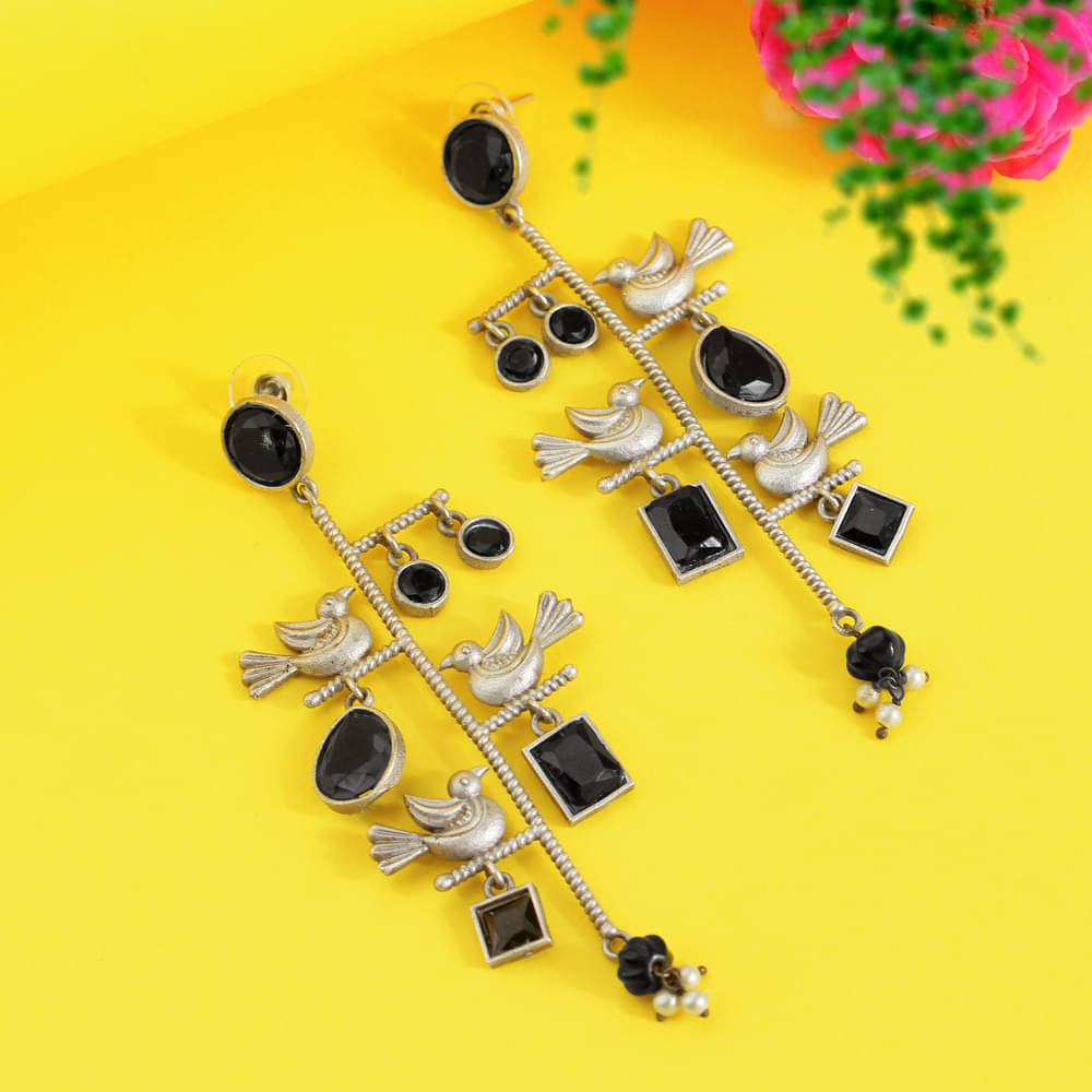     			Sanaa Creations Multicolor Threader Earrings ( Pack of 1 )