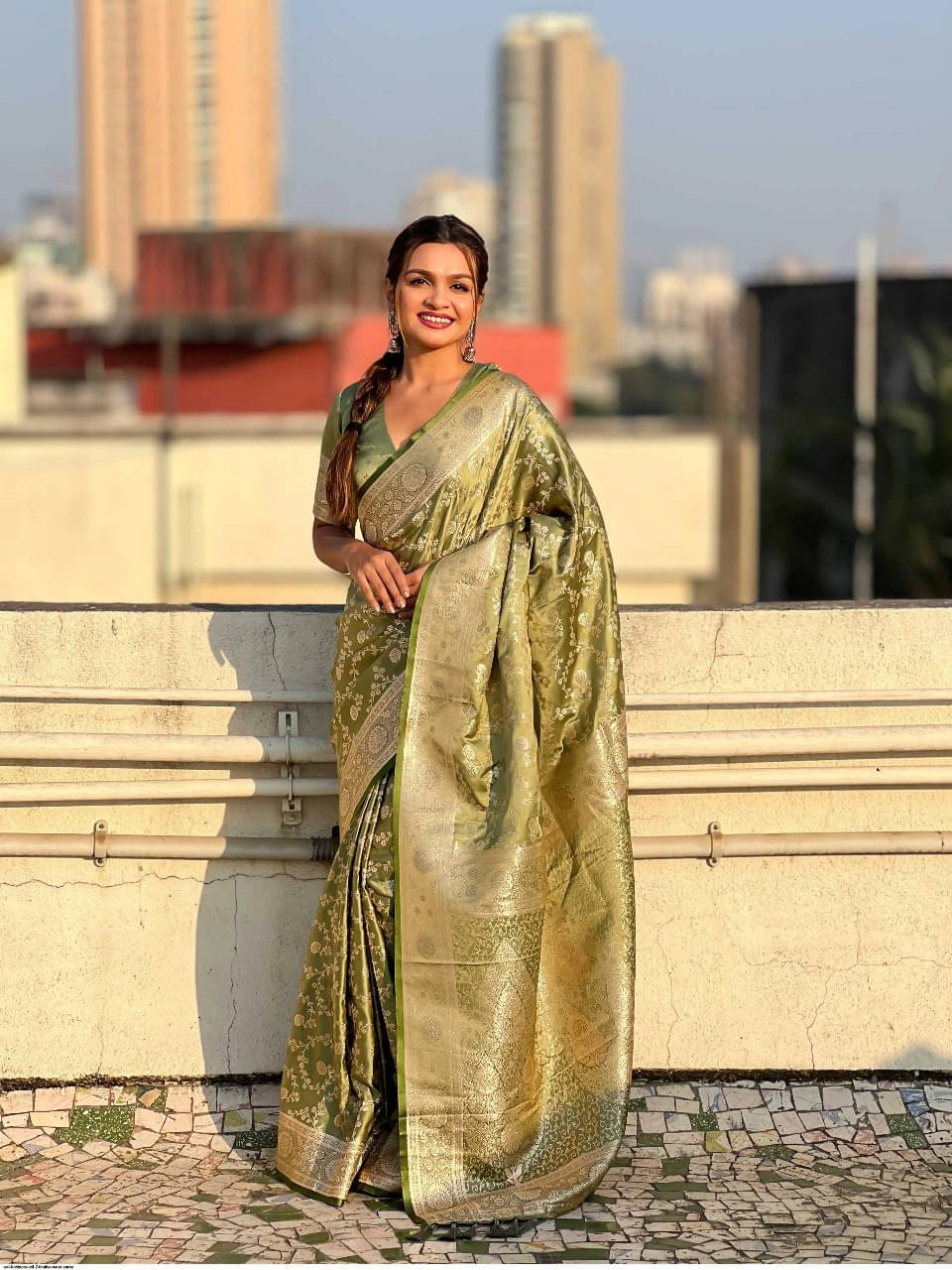     			Bansari Textile Art Silk Printed Kanjeevaram Sarees With Unstitched Blouse Piece ( Light Green )