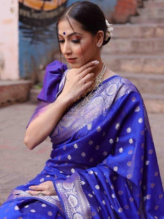 Bansari Textile Art Silk Woven Regular Saree With Unstitched Blouse Piece ( Blue ) Bansari Textile Art Silk Woven Regular Saree With Unstitched Blouse Piece ( Blue )