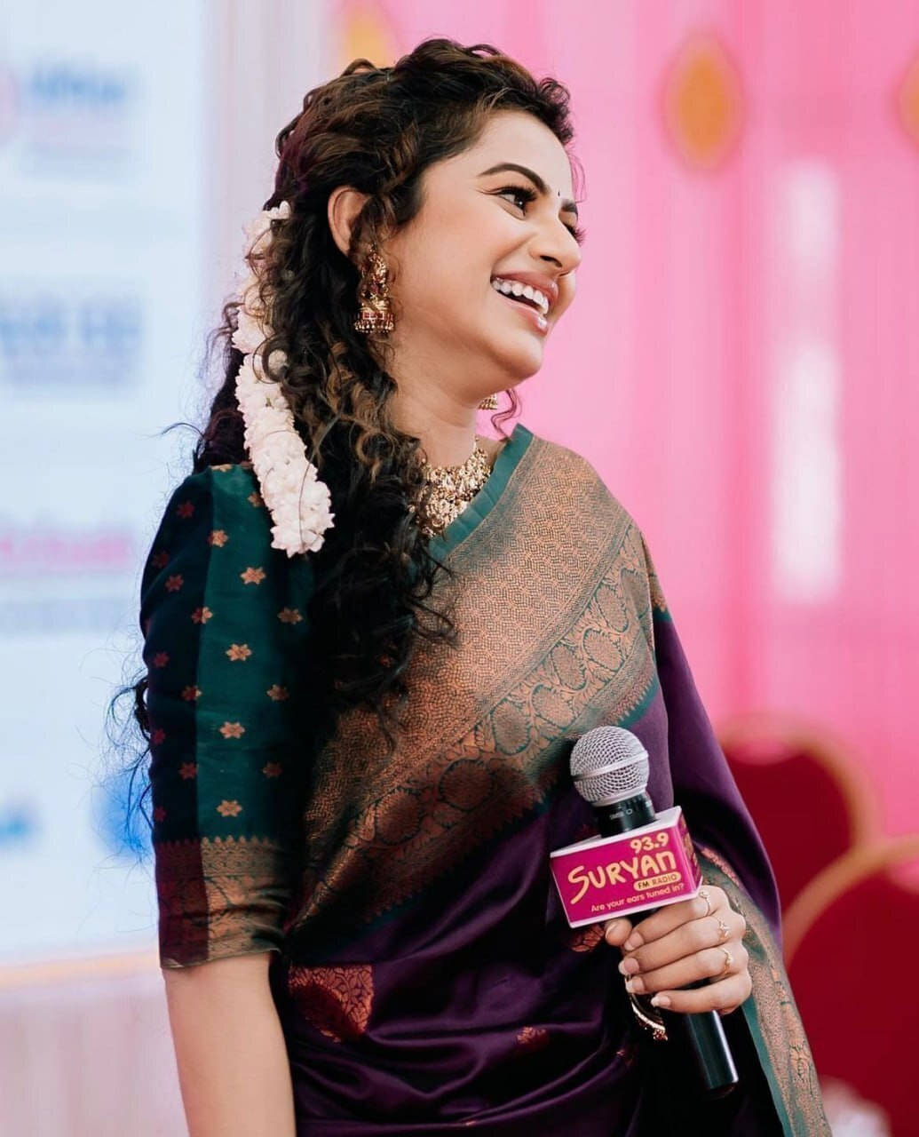 Bansari Textile Art Silk Woven Regular Saree With Unstitched Blouse Piece ( Magenta ) Bansari Textile Art Silk Woven Regular Saree With Unstitched Blouse Piece ( Magenta )